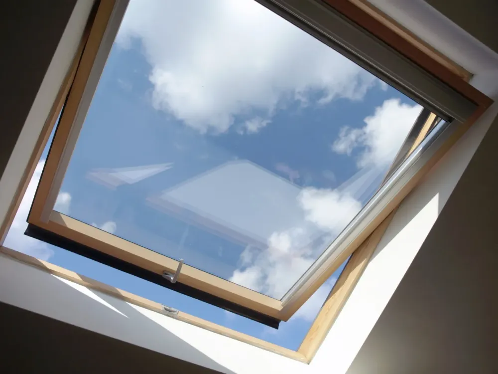 Velux et Fenêtres de toit près de Fréjus